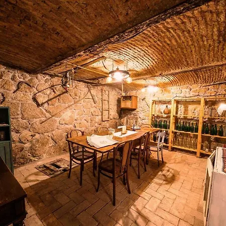 Bed & Breakfast Boutique Mali Pariz 5*