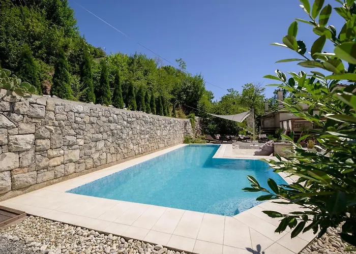 Boutique Mali Pariz B&B Grižane