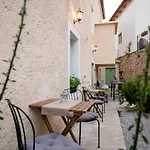 Boutique Mali Pariz Grižane