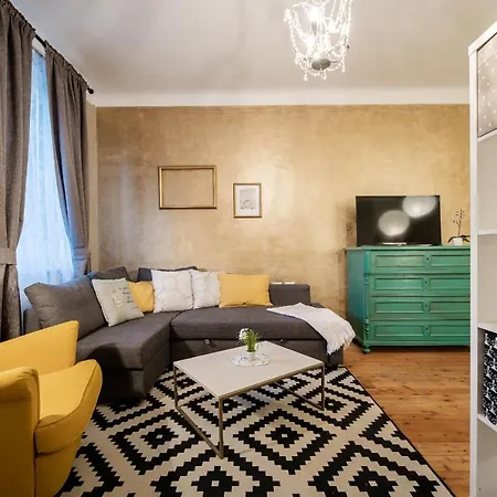 Boutique Mali Pariz Отель типа 