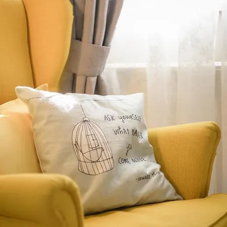 ベッド・アンド・ブレックファスト Boutique Mali Pariz 4*