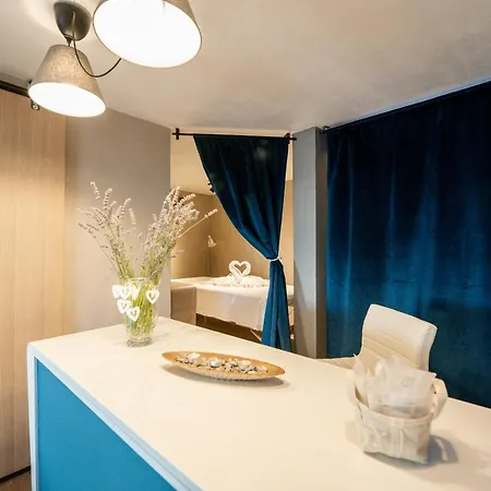 Boutique Mali Pariz B&B Grižane