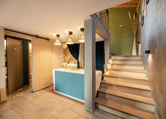 Boutique Mali Pariz Bed & Breakfast