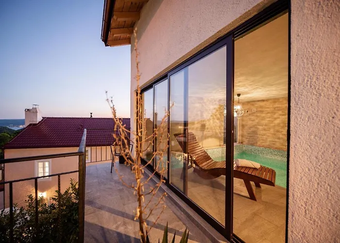 Boutique Mali Pariz Grižane